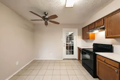 5203 E Pagewick Drive, Houston, TX 77041 - Photo 9