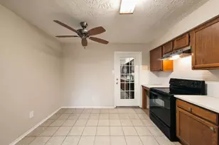 5203 E Pagewick Dr, Houston, TX 77041 - Photo 9