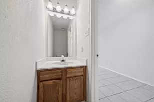 5203 E Pagewick Dr, Houston, TX 77041 - Photo 11