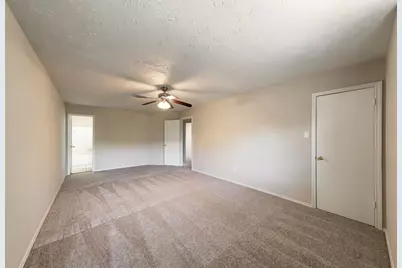 5203 E Pagewick Drive, Houston, TX 77041 - Photo 11