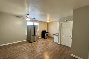 2705 Lorraine St, Houston, TX 77026 - Photo 3