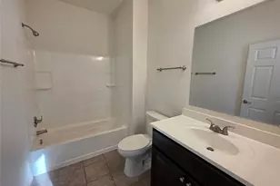 6119 Lacey Oak Dr, Hitchcock, TX 77563 - Photo 9