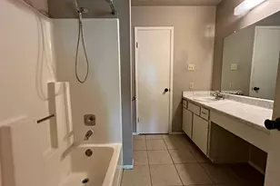 9217 Vogue Ln, Houston, TX 77080 - Photo 13