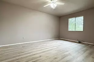 9217 Vogue Ln, Houston, TX 77080 - Photo 9