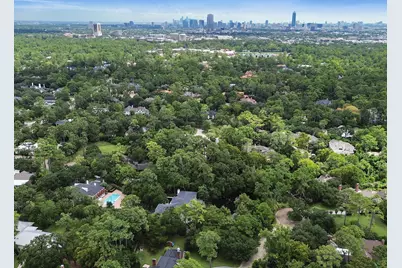 7 Carlton Park Court, Houston, TX 77024 - Photo 3