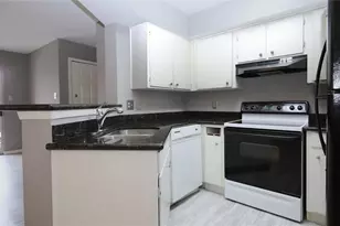 2626 Holly Hall St, Houston, TX 77054 - Photo 11