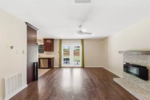 8526 Cedel Dr, Houston, TX 77055 - Photo 17