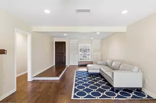 8526 Cedel Dr, Houston, TX 77055 - Photo 15
