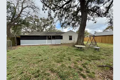 403 Oak Drive, Lake Jackson, TX 77566 - Photo 25