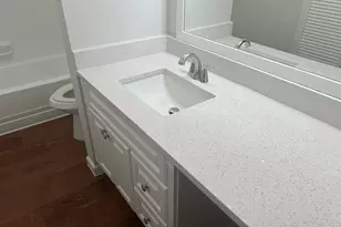 5550 N Braeswood Blvd, Houston, TX 77096 - Photo 11