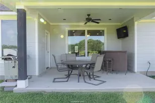 4130 Vintage Ests Ct, Bryan, TX 77808 - Photo 31