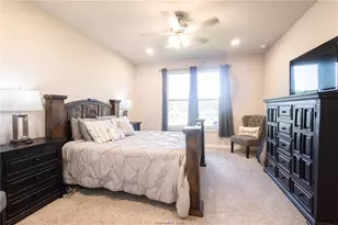 4130 Vintage Ests Ct, Bryan, TX 77808 - Photo 17