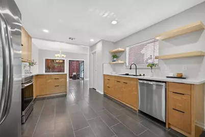 7447 Cambridge Street #51, Houston, TX 77054 - Photo 21