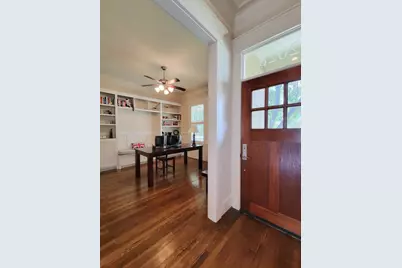 2028 Columbia Street, Houston, TX 77008 - Photo 5