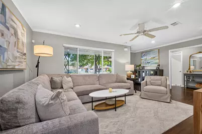2219 Libbey Drive, Houston, TX 77018 - Photo 7