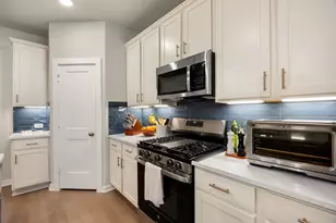 21622 Wave Holw Dr, Cypress, TX 77433 - Photo 9