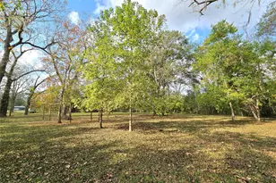 223 Co Rd 2167B, Cleveland, TX 77327 - Photo 45