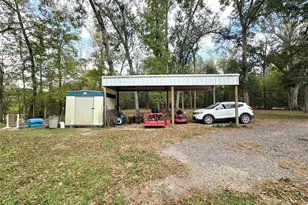 223 Co Rd 2167B, Cleveland, TX 77327 - Photo 33