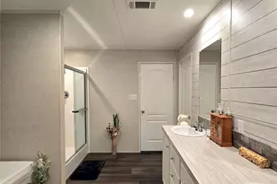 223 Co Rd 2167B, Cleveland, TX 77327 - Photo 25
