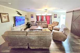 223 Co Rd 2167B, Cleveland, TX 77327 - Photo 15