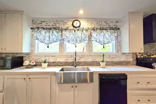 223 Co Rd 2167B, Cleveland, TX 77327 - Photo 11