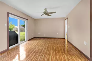 6322 King Post Dr, Houston, TX 77088 - Photo 9