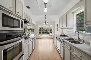 13539 Brook Hollow Dr, Sugar Land, TX 77498 - Photo 15