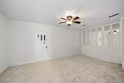 13539 Brook Hollow Drive, Sugar Land, TX 77498 - Photo 17