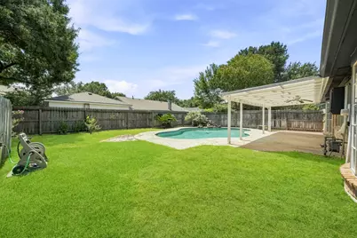 13539 Brook Hollow Drive, Sugar Land, TX 77498 - Photo 35