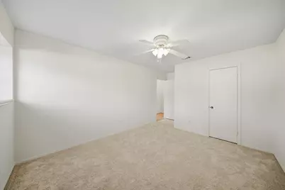 13539 Brook Hollow Drive, Sugar Land, TX 77498 - Photo 29