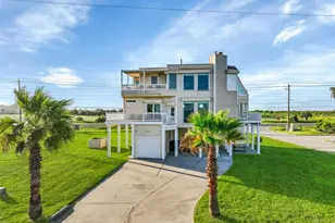 19131 Kahala Dr, Galveston, TX 77554 - Photo 1