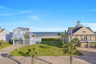 19131 Kahala Dr, Galveston, TX 77554 - Photo 41