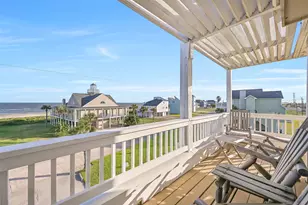 19131 Kahala Dr, Galveston, TX 77554 - Photo 39