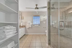 19131 Kahala Dr, Galveston, TX 77554 - Photo 35