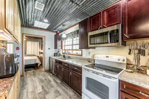 53 Lynell Dr, Huntsville, TX 77320 - Photo 11