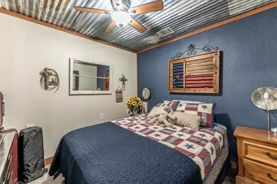 53 Lynell Drive, Huntsville, TX 77320 - Photo 15