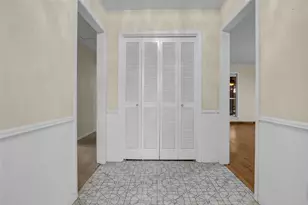 10002 Pinehurst St, Baytown, TX 77521 - Photo 3