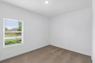 7930 Jade Crst Dr, Angleton, TX 77515 - Photo 17