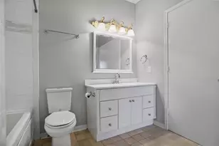 3800 Tanglewilde St, Houston, TX 77063 - Photo 21