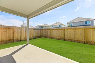 2923 August Mist Ln, Conroe, TX 77403 - Photo 3