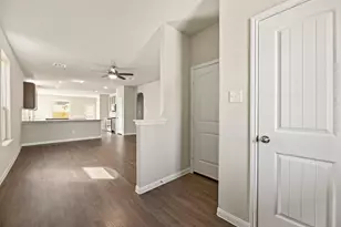 2923 August Mist Ln, Conroe, TX 77403 - Photo 11