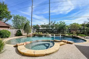 6526 Adobe Trails Dr, Sugar Land, TX 77479 - Photo 11