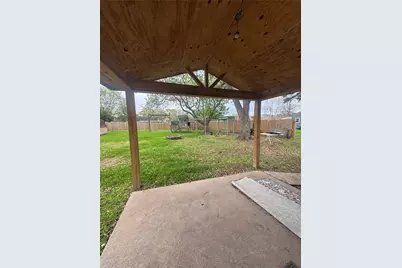 9942 Bayou Woods Drive, Baytown, TX 77521 - Photo 5