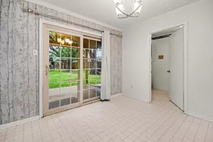 9942 Bayou Woods Dr, Baytown, TX 77521 - Photo 11