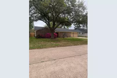 9942 Bayou Woods Drive, Baytown, TX 77521 - Photo 3