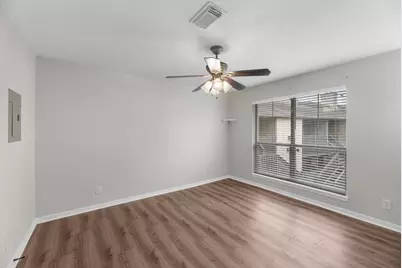 1900 Bay Area Boulevard #214, Houston, TX 77058 - Photo 19