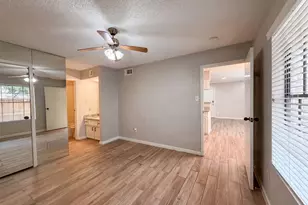 2750 Holly Hall St, Houston, TX 77054 - Photo 11