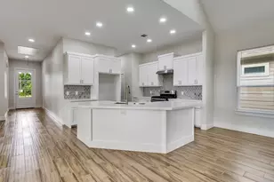 4102 Hill Ave, Dickinson, TX 77539 - Photo 3