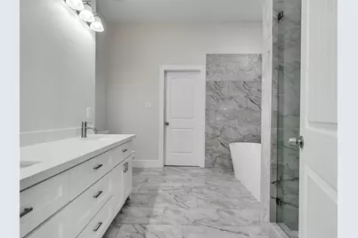 4102 Hill Avenue, Dickinson, TX 77539 - Photo 9
