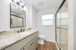 6015 McKnight St, Houston, TX 77035 - Photo 23